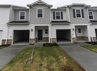 960 Yarn Way, Greer, SC 29651