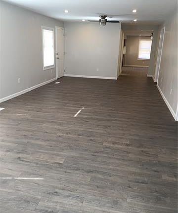 4th image of 1312 Cedar Ave