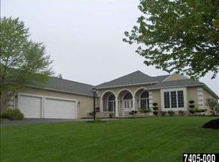 2375 Ashleigh Dr, York, PA 17402