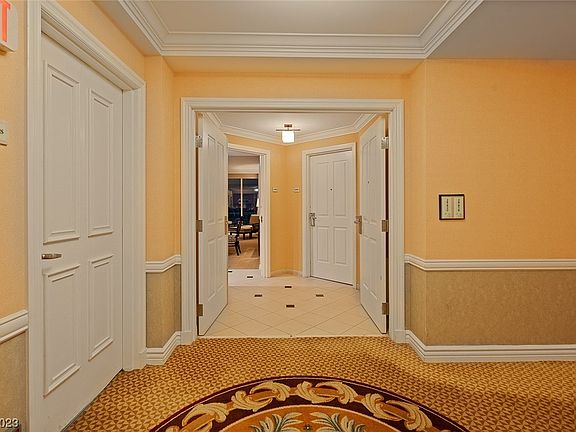 5th image of 125 E Harmon Ave #2820
