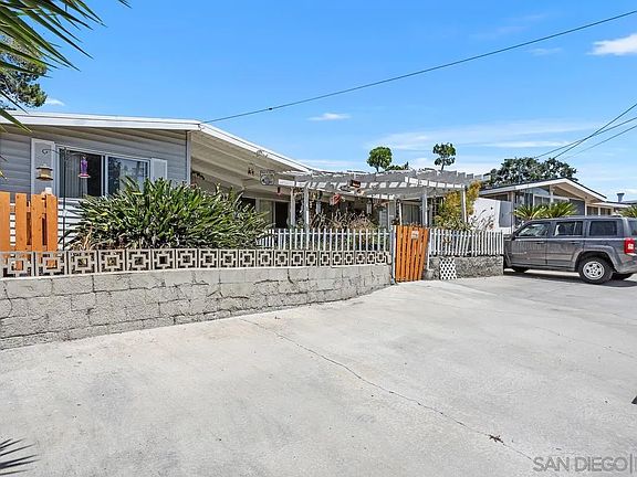 4th image of 252 Santa Clara Dr