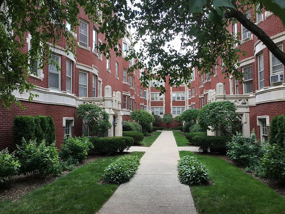 1st image of 214 N Oak Park Ave APT 2BB
