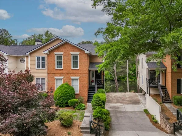 6530 Deerings Ln #6530, Peachtree Corners, GA 30092
