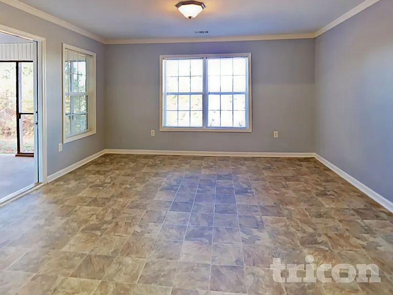 9591 Poole Rd — Photo 6