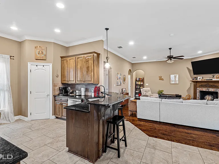 1017 Green Wood Cir — Photo 14