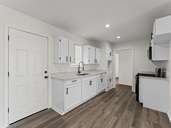 4th image of 5535 Lakefield Dr