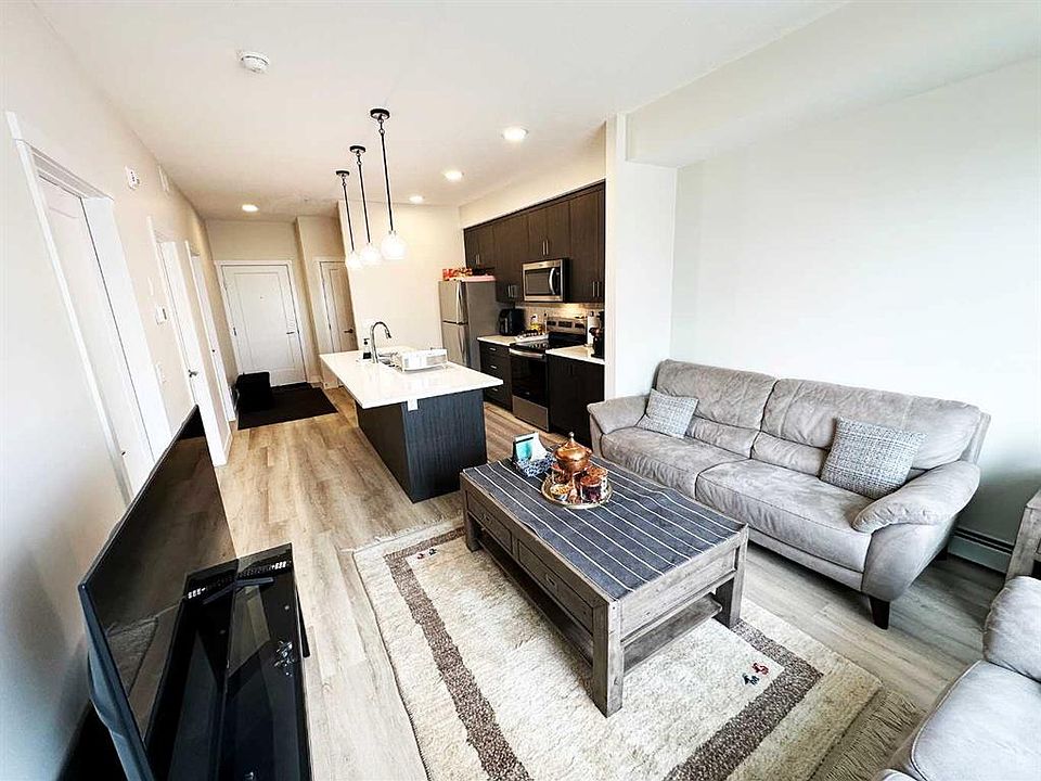 1st image of 700 NE Shawnee Sq SW #205