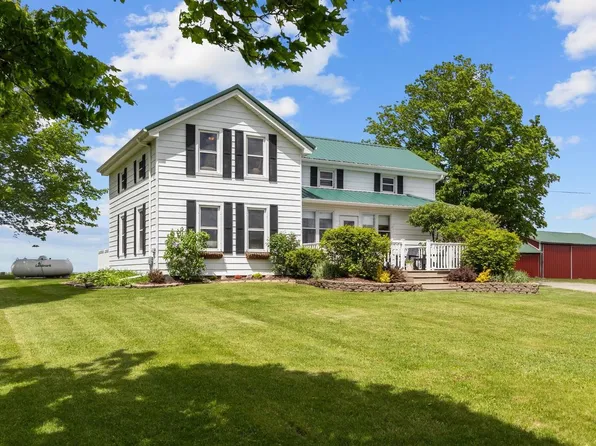 W13491 Reeds Corners Road, Ripon, WI 54971