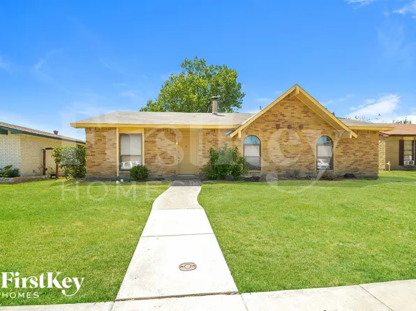 5702 Magnolia Ln, Rowlett, TX 75089