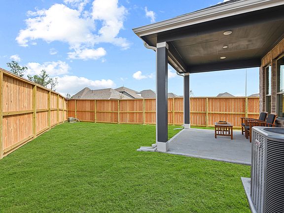 3rd image of 11818 Chalk Hill Ct