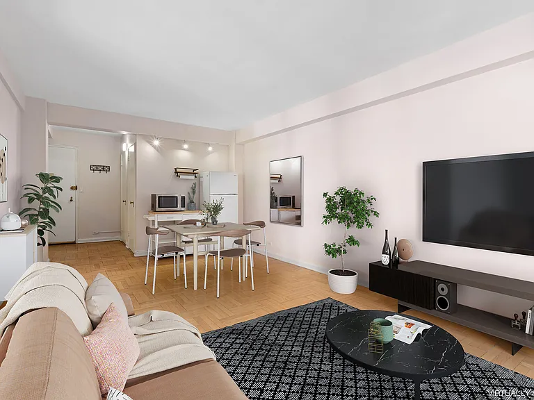 135 E 54th St #9J — Photo 4