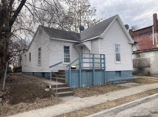 809 E 7th St, Alton, IL 62002