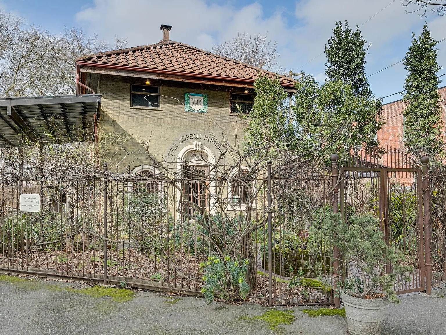 5605 Corson Ave S — Photo 3