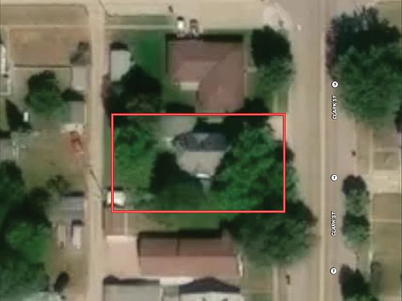 2nd image of 303 S Clark St