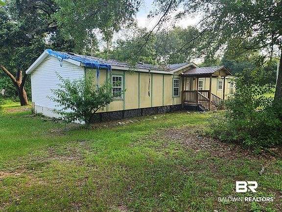 2nd image of 25028 Lavinia Ave