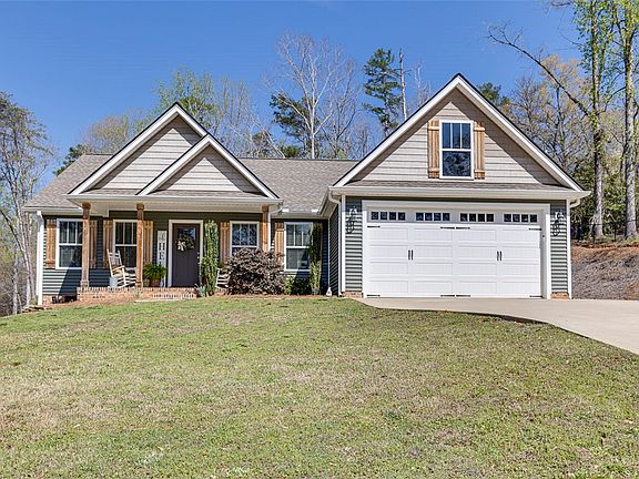 2nd image of 1712 E Saluda Lake Rd