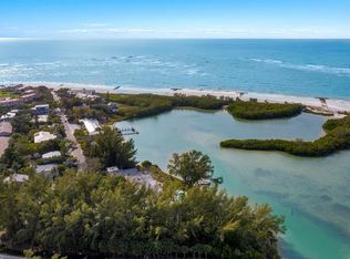 490 N Shore Rd #8, Longboat Key, FL 34228
