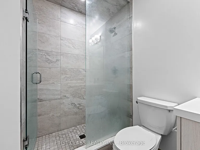 286 Main St #Penthouse 1 — Photo 30