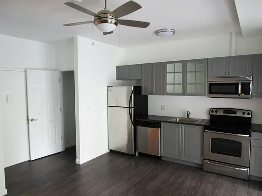 Rented by OvCo Realty | media 30