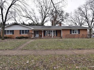 1705 Allen Ln, St Charles, IL 60174