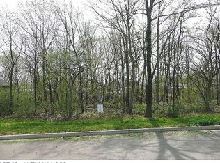 32 Timber Creek Ln, Ottawa, IL 61350