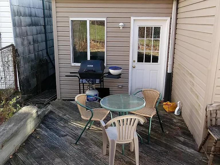 136 Boggs Ave — Photo 12