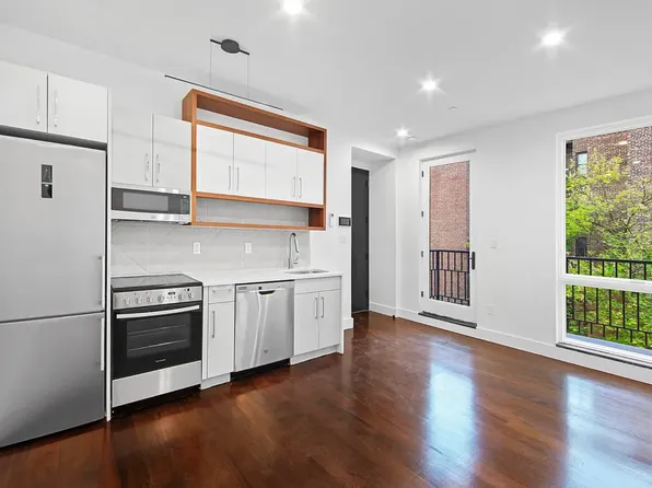 214 East 35th Street image 1 of 13