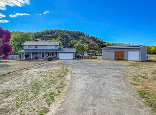 180 Twin Springs Ln, Roseburg, OR 97470