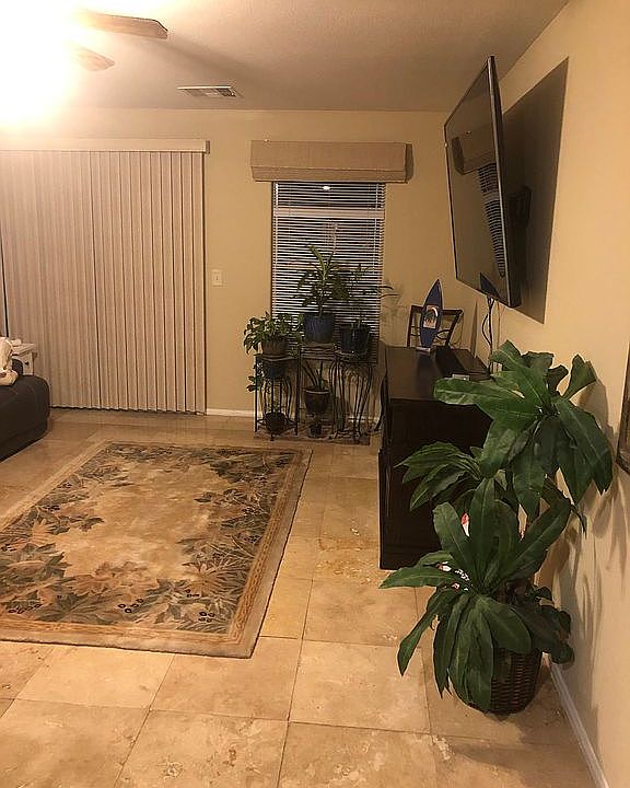 TV room - Travertine floorin