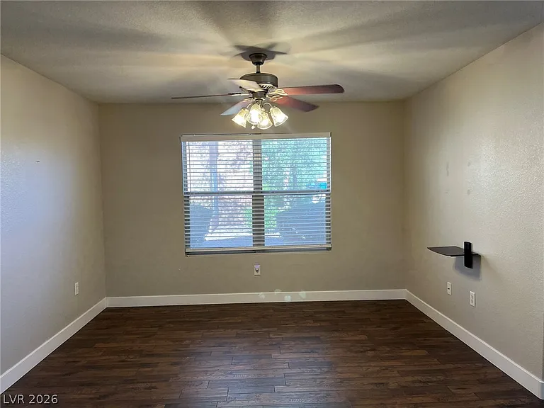 555 E Silverado Ranch Blvd #1089 — Photo 6