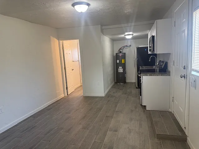 140 W Macarthur St #7 — Photo 3
