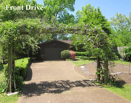 2213B Pennington Bend Rd Photo 1