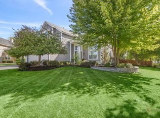 1439 Churchill Ln, Grayslake, IL 60030