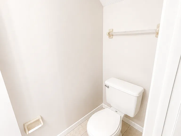 506 S Albany Ave #A — Photo 7