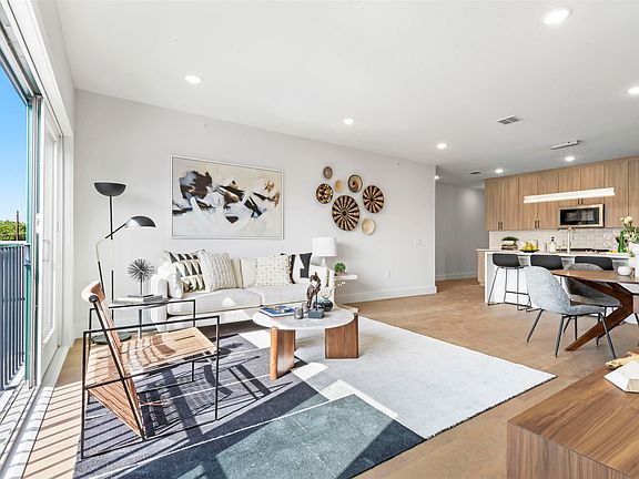 2nd image of 620 Palisade Ave #302