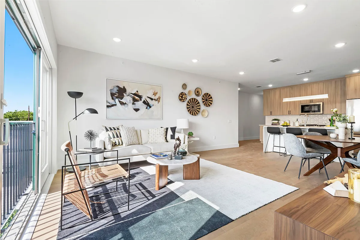 Building Photo - 620 Palisade Ave #202