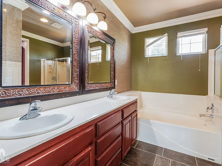 9351 Palmerson Dr — Photo 20