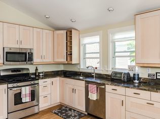 50 Waterhouse St #3, Somerville, MA 02144