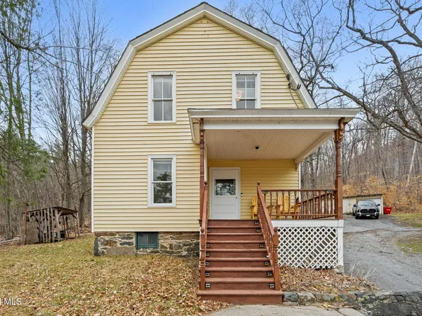8121 Lakeshore Drive, Silver Bay, NY 12874