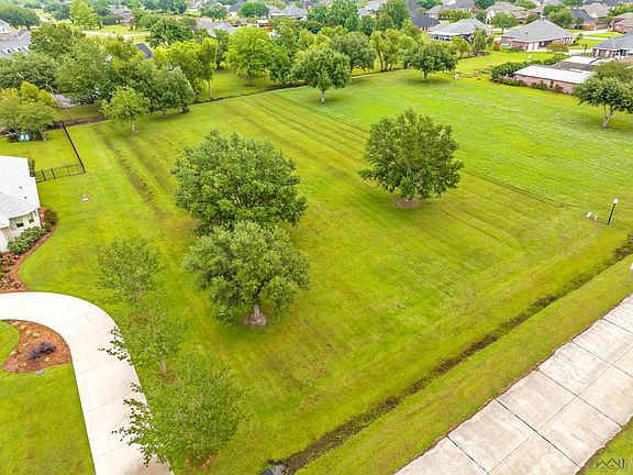 4th image of 417 Myrtle Grove Dr