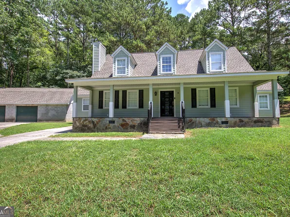191 Hill St, Trion, GA 30753