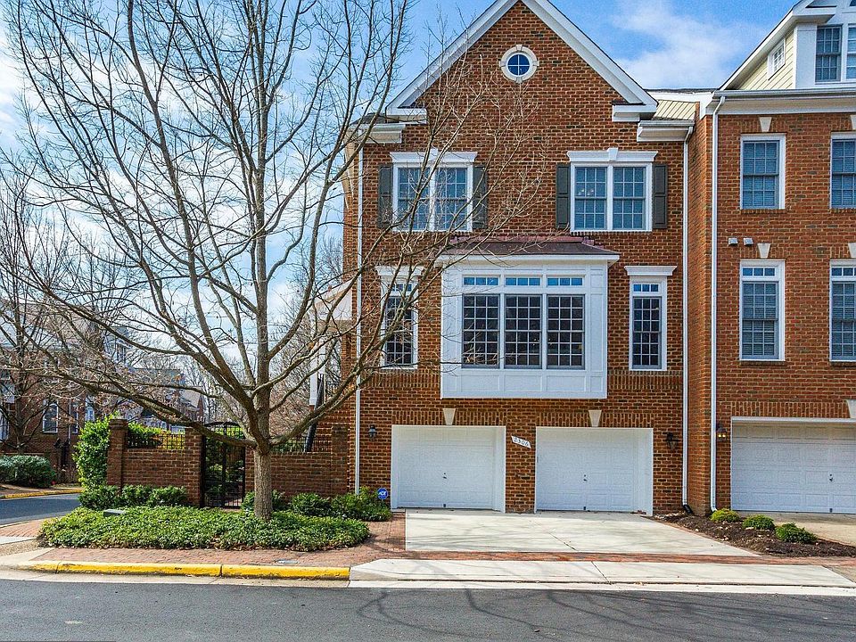 1st image of 2306 Sawtooth Oak Ct