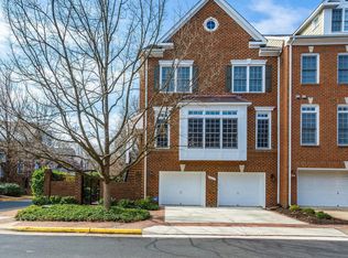 2306 Sawtooth Oak Ct, Vienna, VA 22182