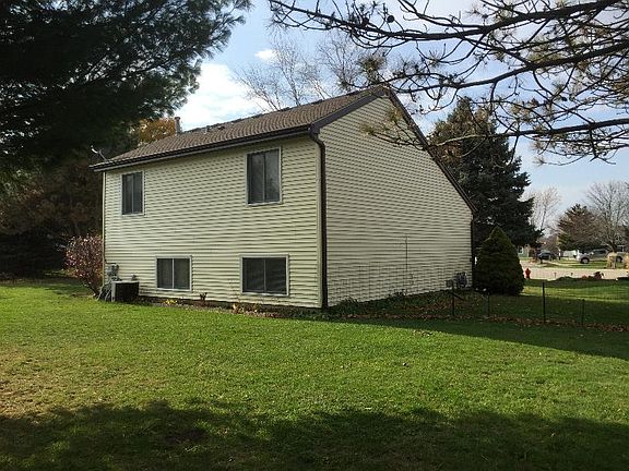 2nd image of 5501 W Creekside Ct
