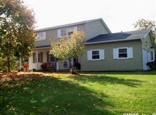 400 Semloh Dr, Syracuse, NY 13219