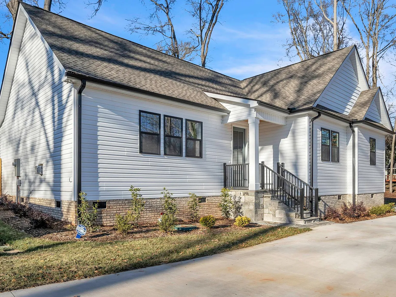3 bed, 1579 sqft, $3,600 — Photo 3