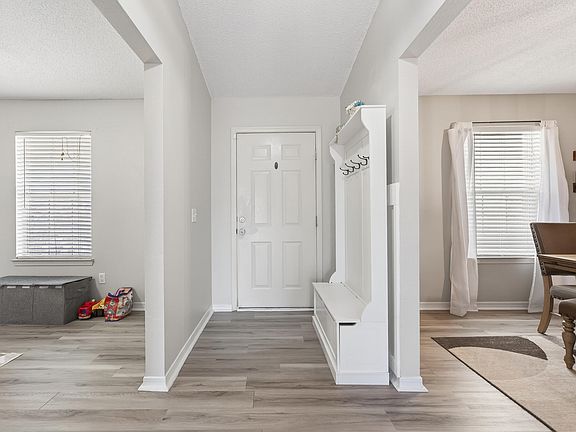 3rd image of 238 Trish Dr