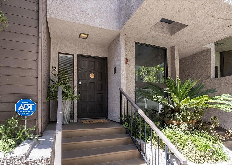 1st image of 1814 Thayer Ave APT 2