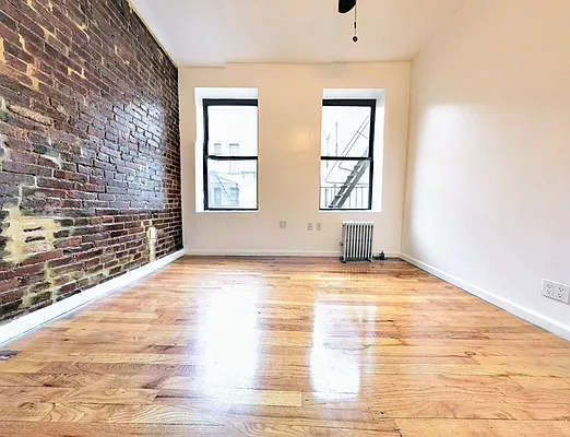 Rented by Union Square Property Management | media 10