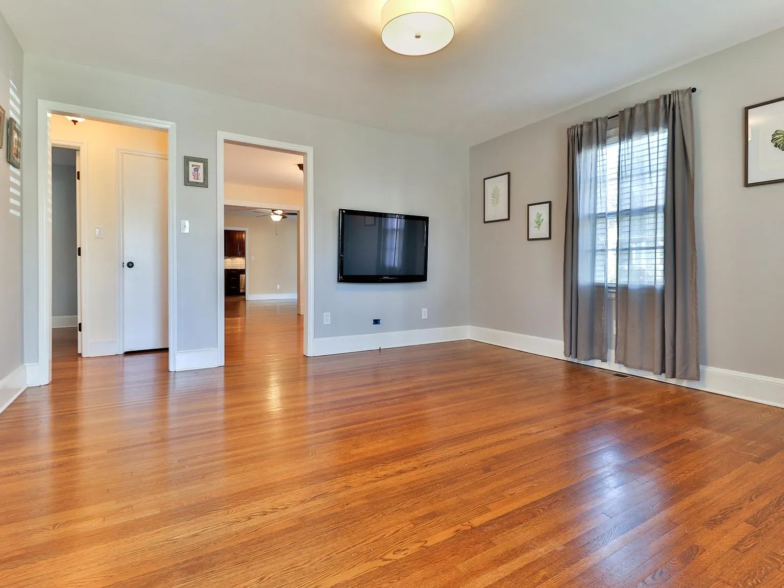 3 bed, 2.5 bath, 1792 sqft, $3,050 — Photo 2